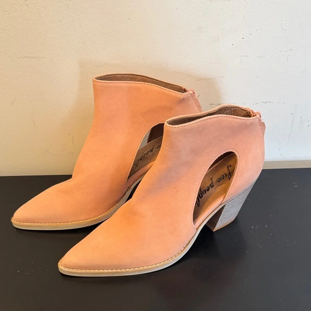 Free People stylish coral